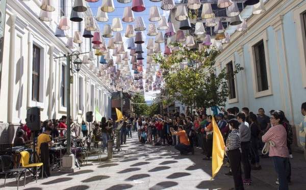 EL CENTRO HISTóRICO se alista PARA RECIBIR EL VERANO