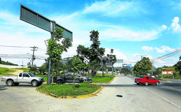 Conductores identifican 17 puntos críticos en bulevares de San Pedro Sula