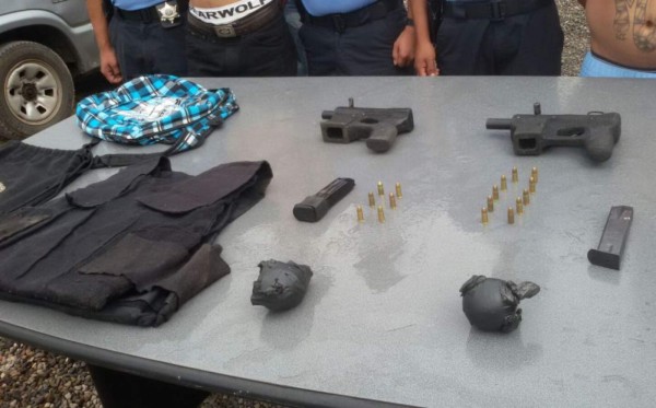 Capturan a mareros con Mini Uzis y granadas&nbsp;&nbsp;