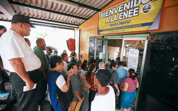 ENEE atribuye altos cobros a moras y errores de medición