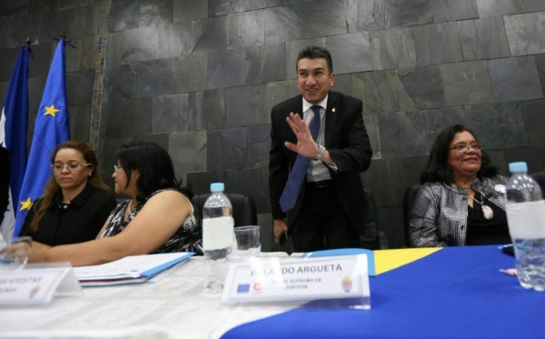 UNAH lanza el Observatorio de Justicia Penal en Honduras