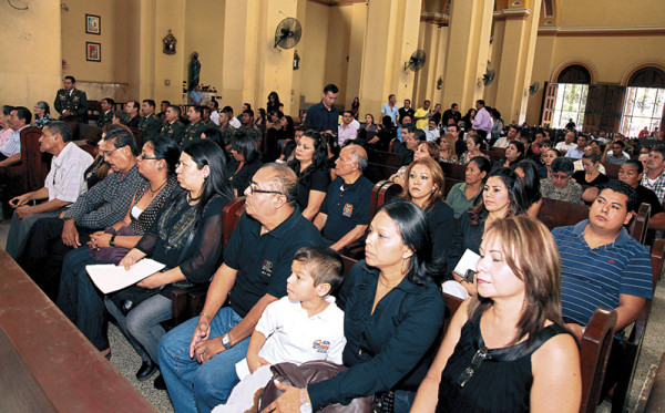 La sociedad hondureña condena crimen contra Villatoro