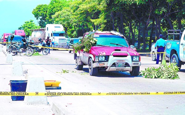En plena fila de caseta de peaje matan a constructor en San Pedro Sula