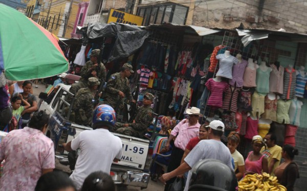 Vendedores de Tegucigalpa esperan mejorar ventas desde finales de mes