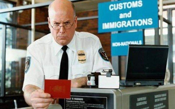 Parlamento Europeo pide solicitar visa a estadounidenses