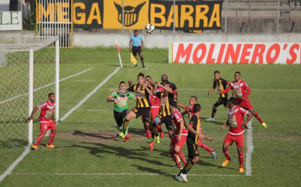 Real Sociedad le robó la sonrisa al Real España