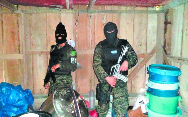 Narcos ahora prefieren traficar con base de coca