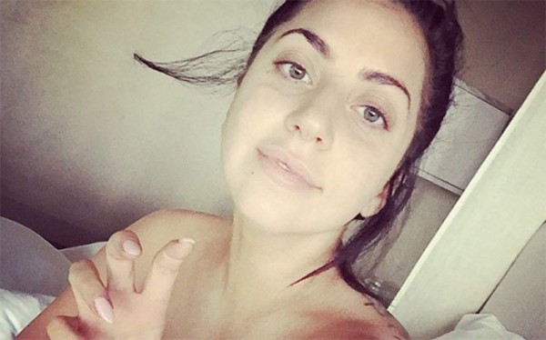 Gaga al natural en Instagram