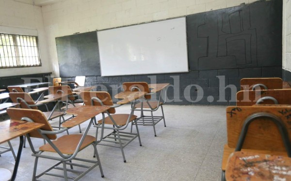 Pandilla 18 sella de terror el aula 105 del Instituto Central, el último salón donde recibió clases Olman Adalid Castillo