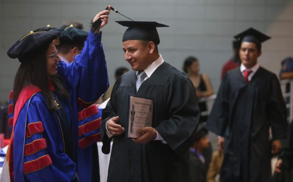 Juan René Cruz, un hondureño perseverante y con grandes sueños