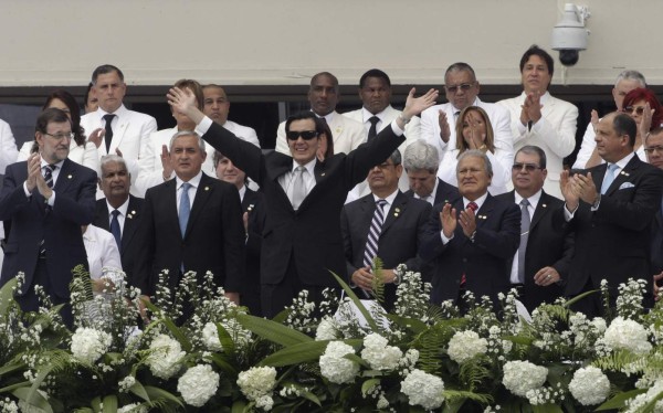 Varela asume mandato para concluir canal