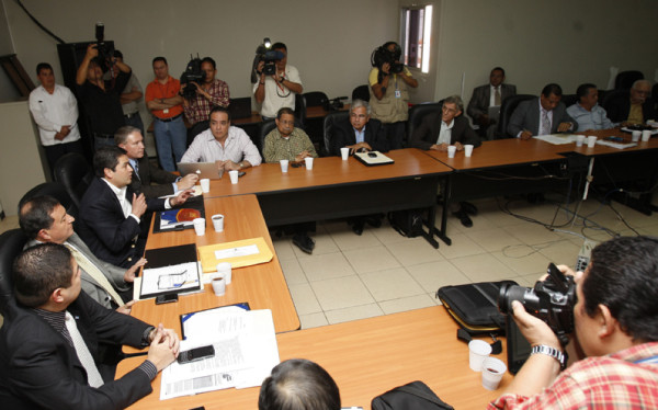 Audiencias para escoger nómina serán el miércoles