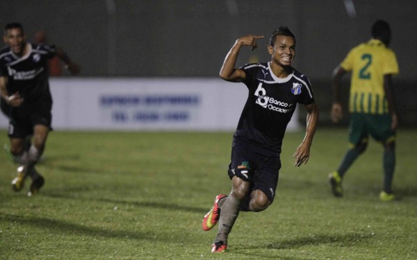 VIDEO: Honduras Progreso golea 5-3 al Parrillas One