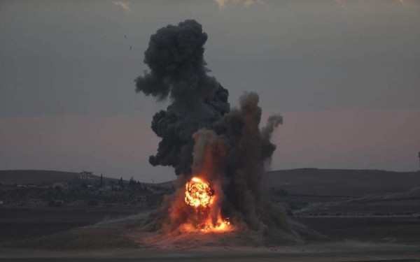 Aviones franceses bombardean Siria