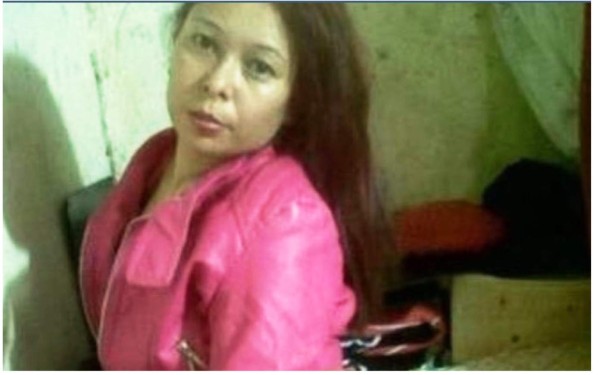 Presas difunden en Facebook sexis selfies desde su celda&nbsp;&nbsp;