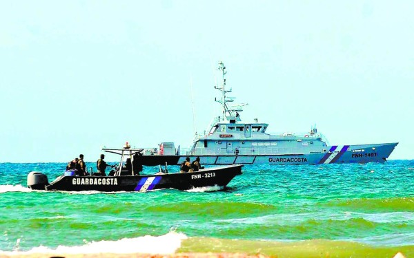 Honduras: Buscan narcosubmarino en el mar Caribe