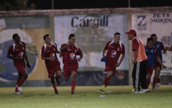 Villanueva dejó fuera a otro grande de la Copa Presidente