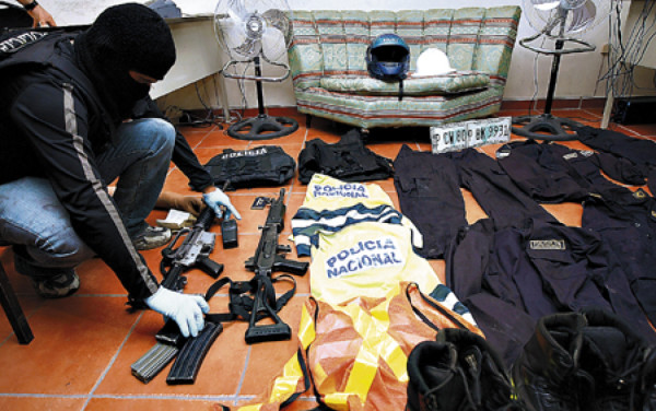 Desarticulan banda de asaltantes en la capital