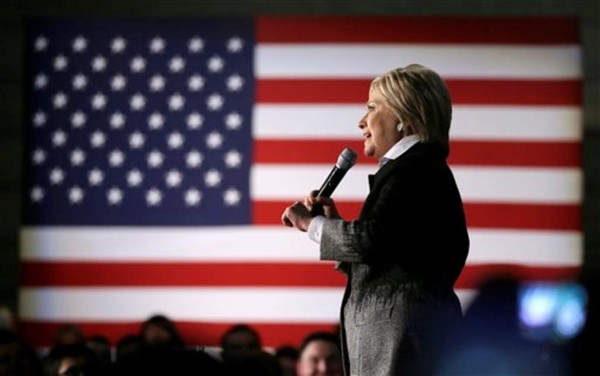 EEUU: Trump sigue su marcha, pero Sanders sorprende a Clinton en Michigan&nbsp;&nbsp;