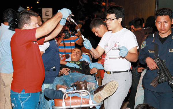 Enfrentamiento en centro penal deja un muerto y al menos siete heridos en el norte de Honduras