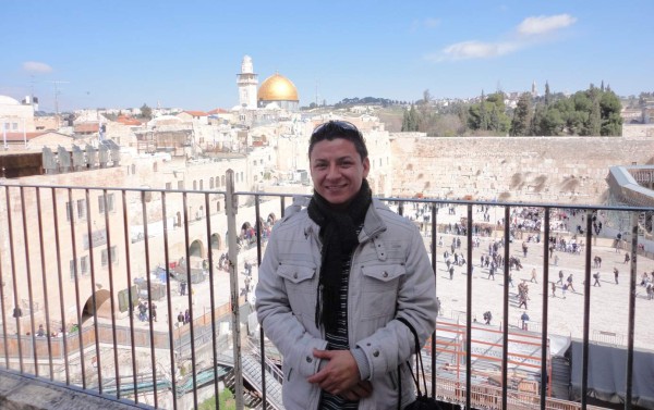 Juan René Cruz hizo del estudio la llave para salir de la pobreza