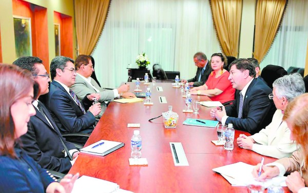 JOH dice a misión de la ONU que acepta diálogo abierto con sectores