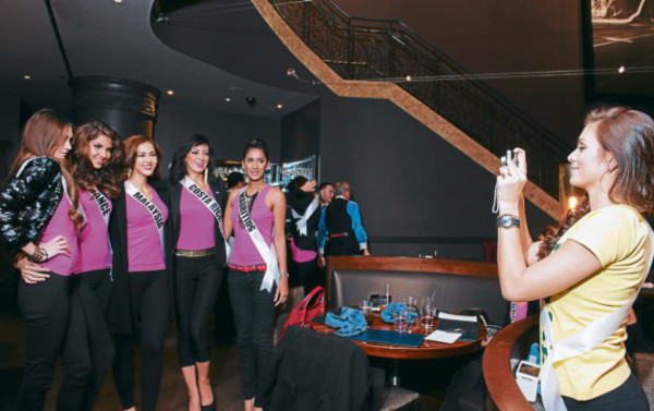 Las candidatas a Miss Universo 2012 también se divierten