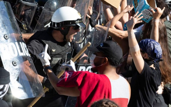 Trump pide mano dura mientras protestas por George Floyd no cesan (FOTOS)