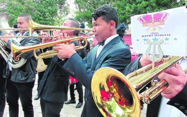 Banda del León Alvarado enaltece a los artistas de la ciudad de Comayagua