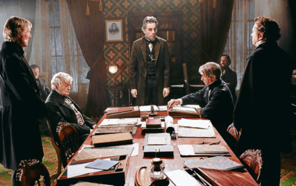 Premios Oscar: Una ceremonia con la moneda en el aire