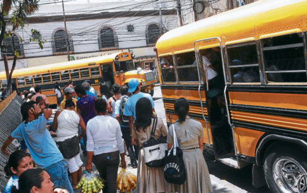 Consejo Nacional Anticorrupción pide cuentas por subsidios al transporte urbano en la capital