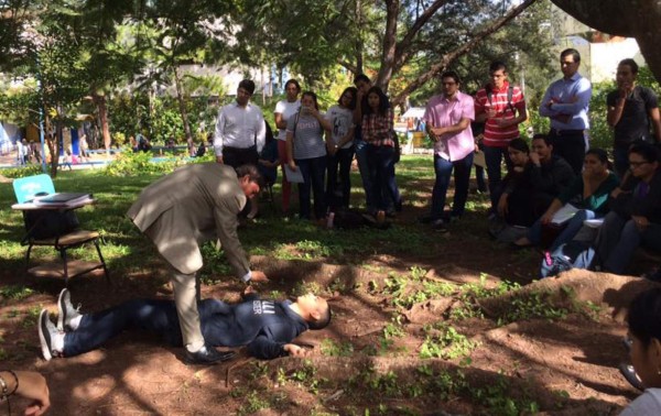 Alumnos no ceden, ya van dos semanas de tomas en la UNAH