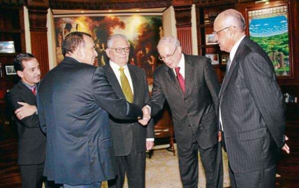 Asesores del BID ganan L13 millones anuales