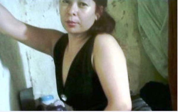 Presas difunden en Facebook sexis selfies desde su celda&nbsp;&nbsp;