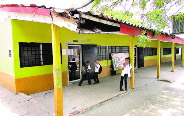 L 1,400 millones para obras de infraestructura educativa