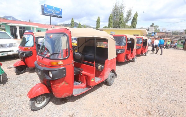 Montan operativos para regular la circulación de las mototaxis