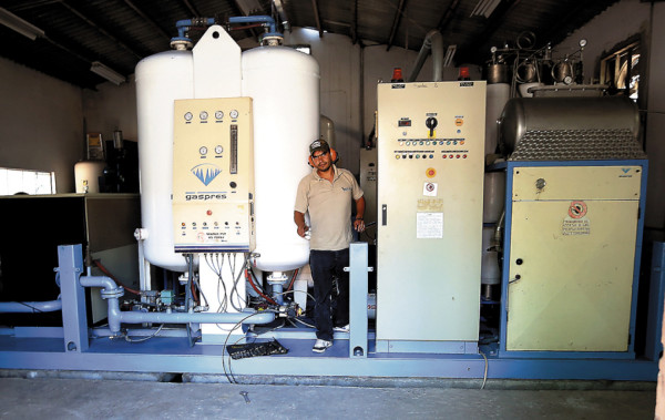Empresa quiere condicionar compra de oxígeno