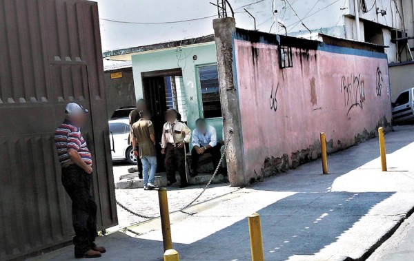 EL HERALDO destapó red de falsificación de factura