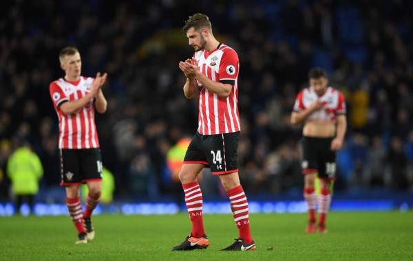 Liverpool cede dos puntos y City gana en su persecución al Chelsea&nbsp;&nbsp;
