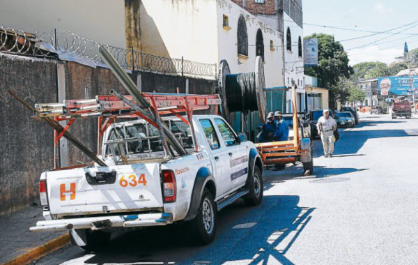 Hondutel ha retirado 48,250 metros de cable
