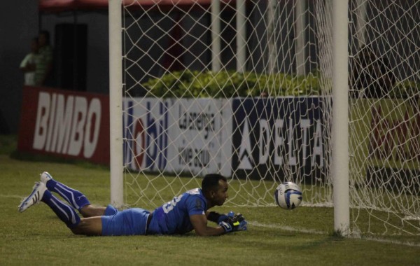 Olimpia se trajo un empate 1-1 ante Real España