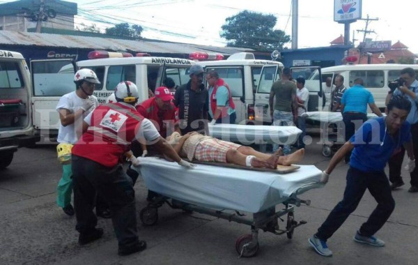 Al menos 25 heridos en accidente de bus en aldea El Guante, Francisco Morazán