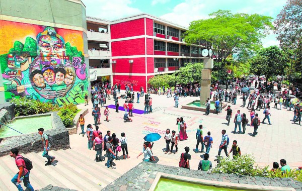 Medidas abren debate en la UNAH