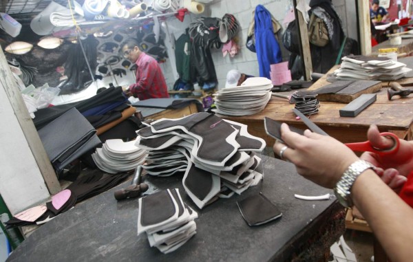 Crisis política agobia a pequeños y medianos empresarios de la capital