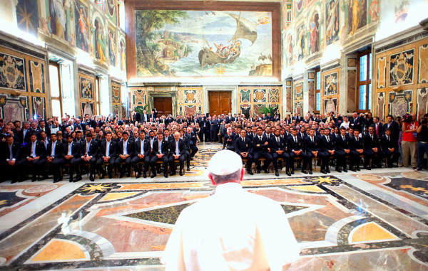 El papa bendice a las selecciones de Argentina e Italia