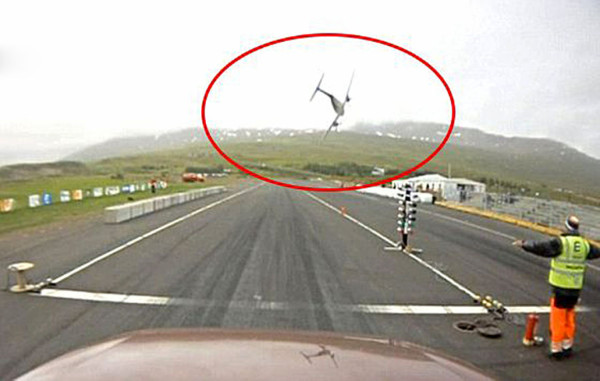 VIDEO: Terrorífico accidente aéreo en Islandia