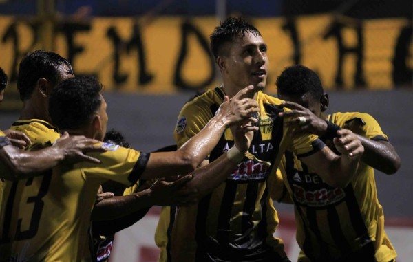 Real España se ubica segundo gracias a su triunfo en La Ceiba