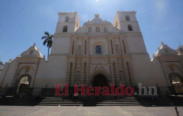 FOTOS: Iglesia revive la pasión y la fe con especial viacrucis el Viernes Santo