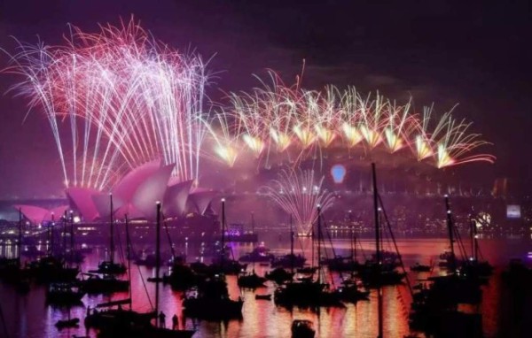 Así brilló la llegada del Año Nuevo en países de Europa, Asia y Medio Oriente