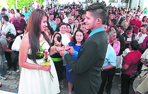 Sectores respaldan la prohibición del matrimonio infantil